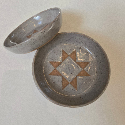 Ceramic Sawtooth Star pin dish